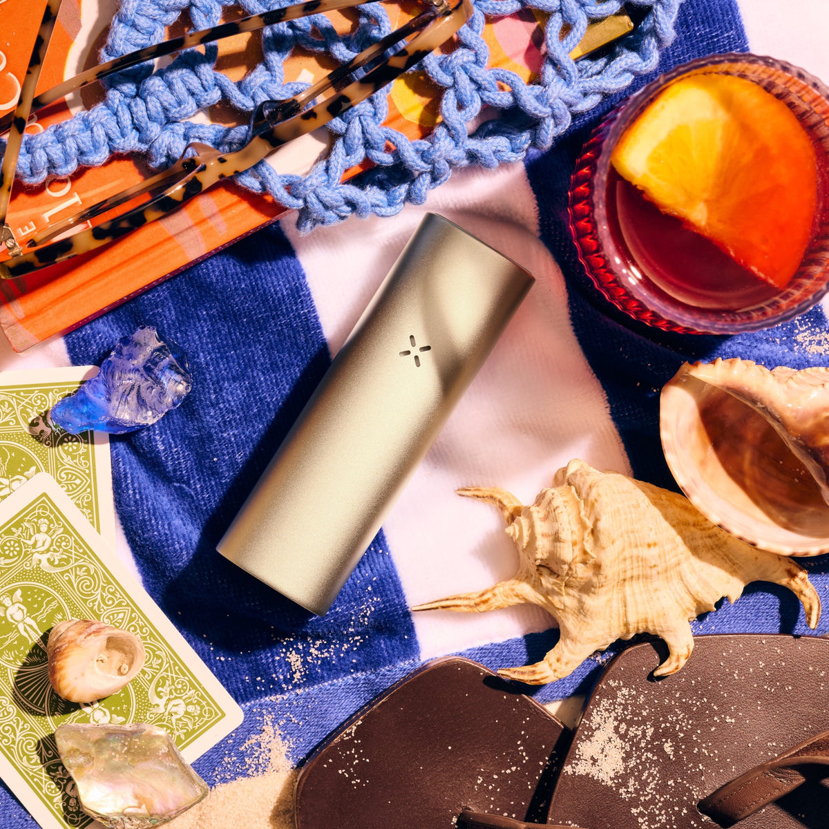 PAX Flow Champagne Mist Limited Edition Lifestyle