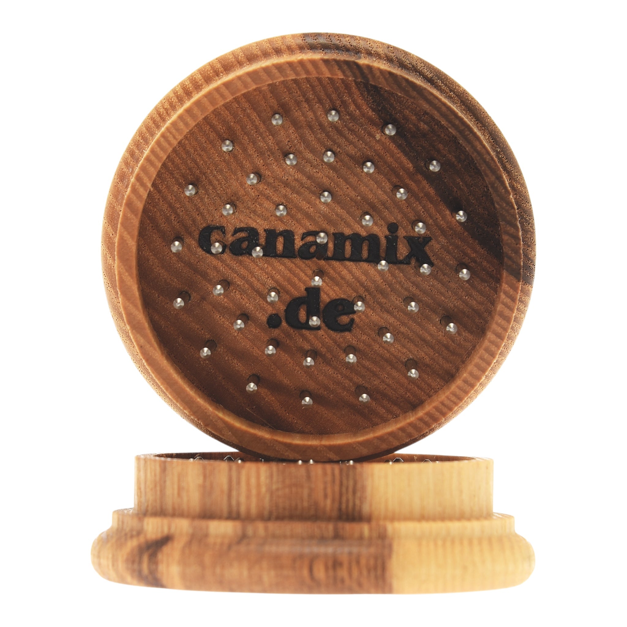 Canamix Grinder Esche mit Metallstiften 66mm geöffnet mit Details Mahlwerk und Logo