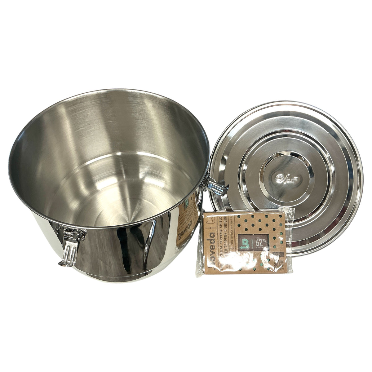 CVault 21 Liter geöffnet mit Boveda 62% 320 Gramm