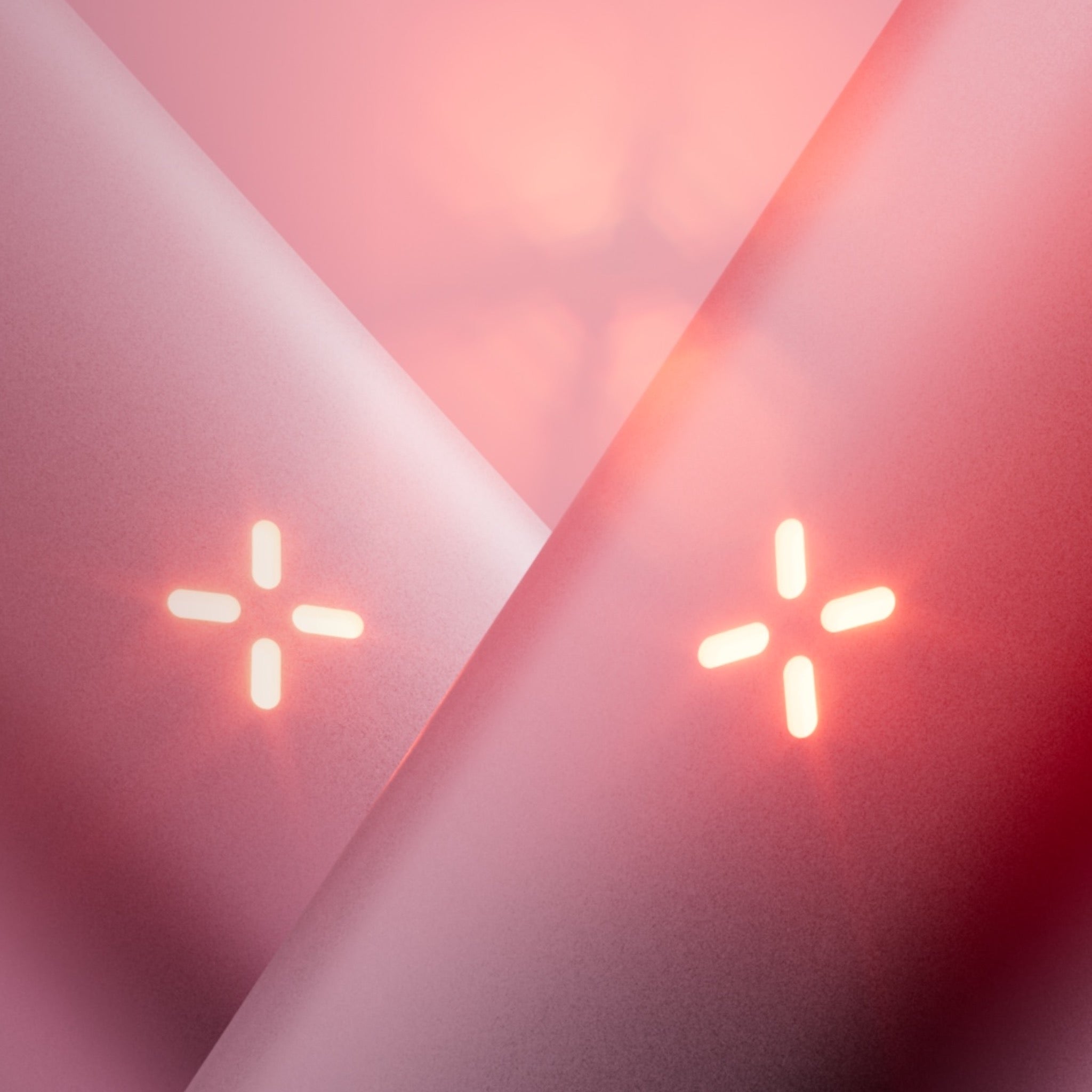 Pax New Mini Pink Edition Lifestyle